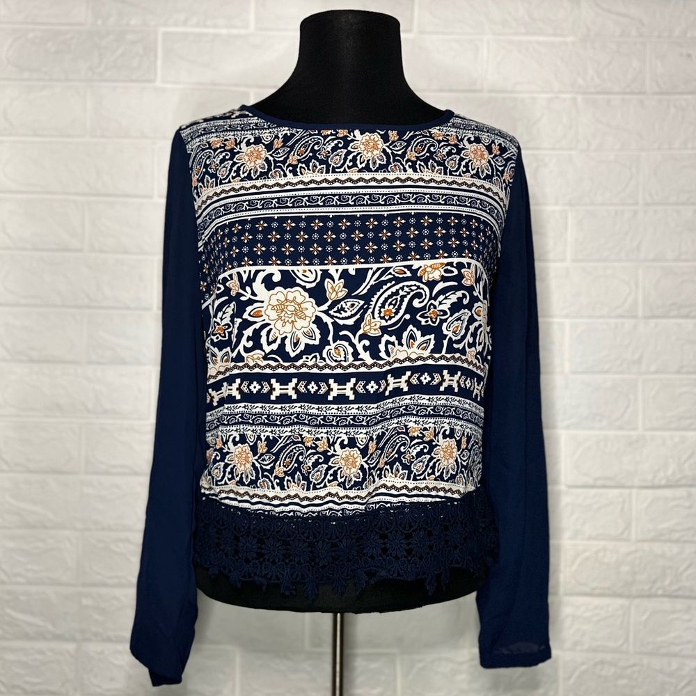 Paisley Print Lace Trim Blouse
